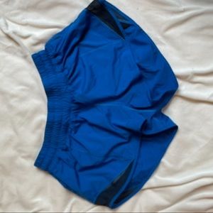 Lululemon 2.5 Hotty Hot Shorts